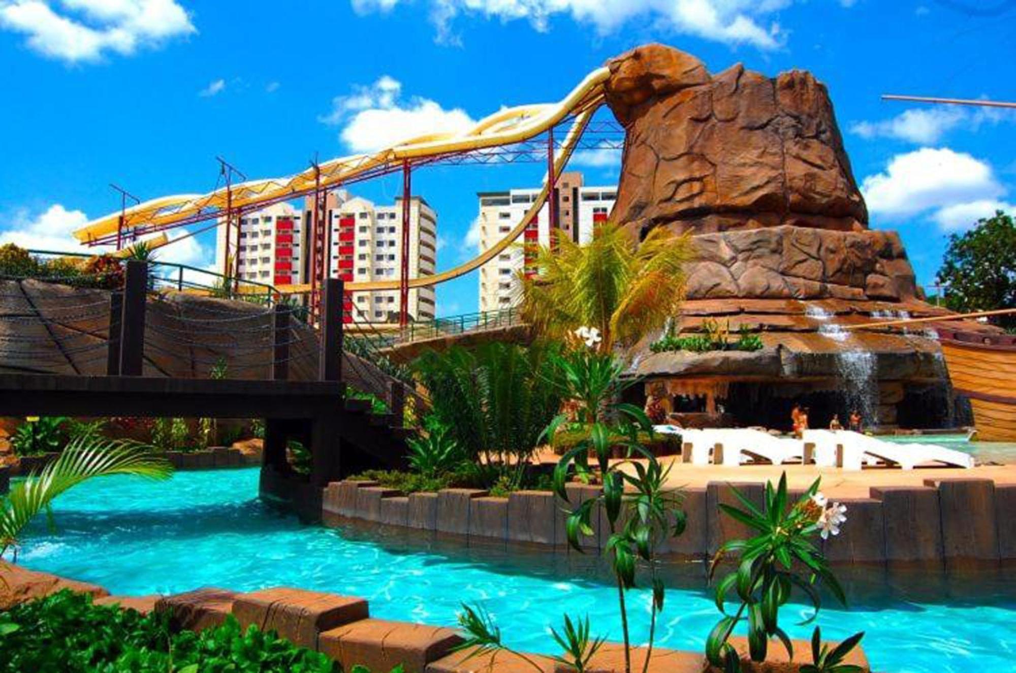 Lacqua Diroma Oficial - Diroma Acqua Park Incluido - Com Roupa De Cama E Banho Калдас-Новас Экстерьер фото